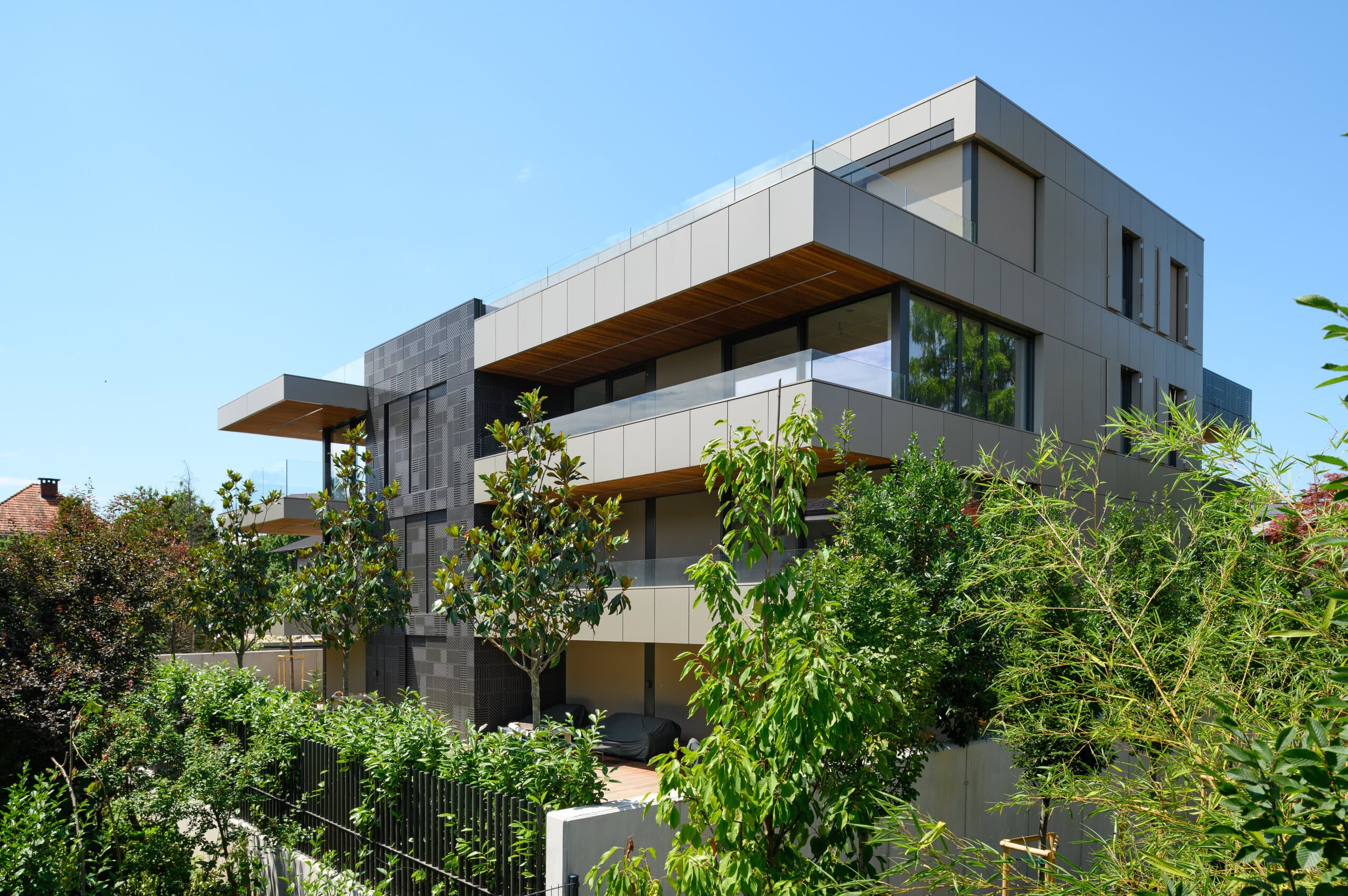 Sodobna zunanjost stanovanjske vile